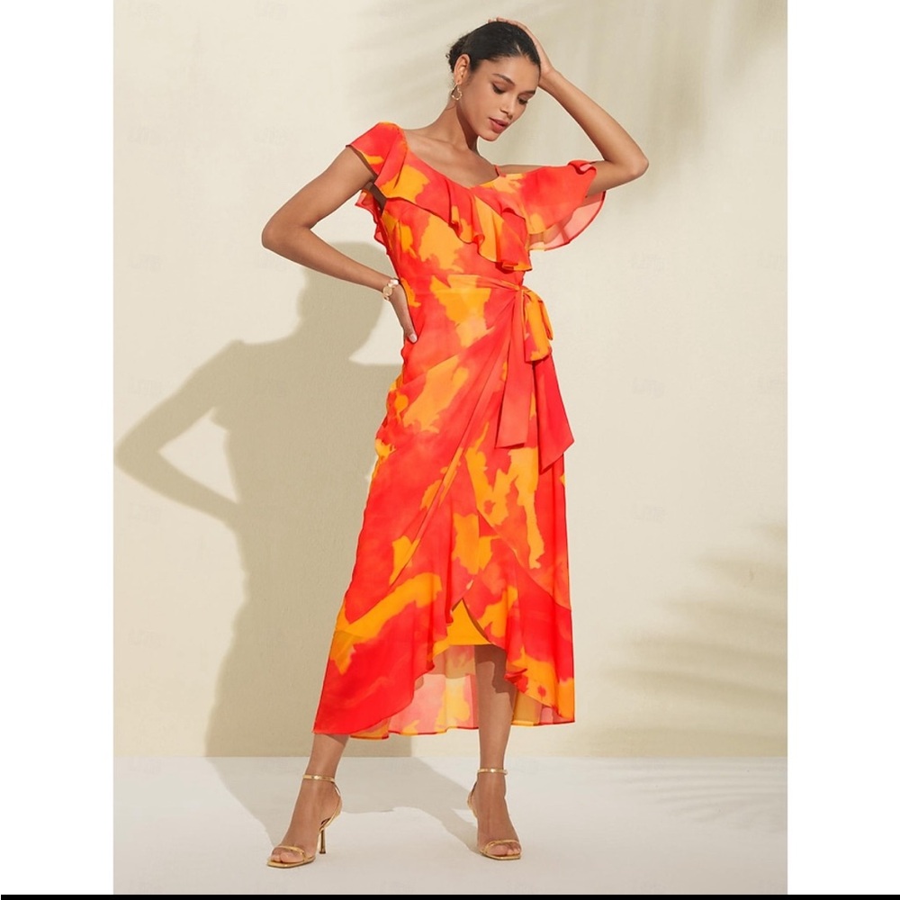 Dress - Picture 4 of 12